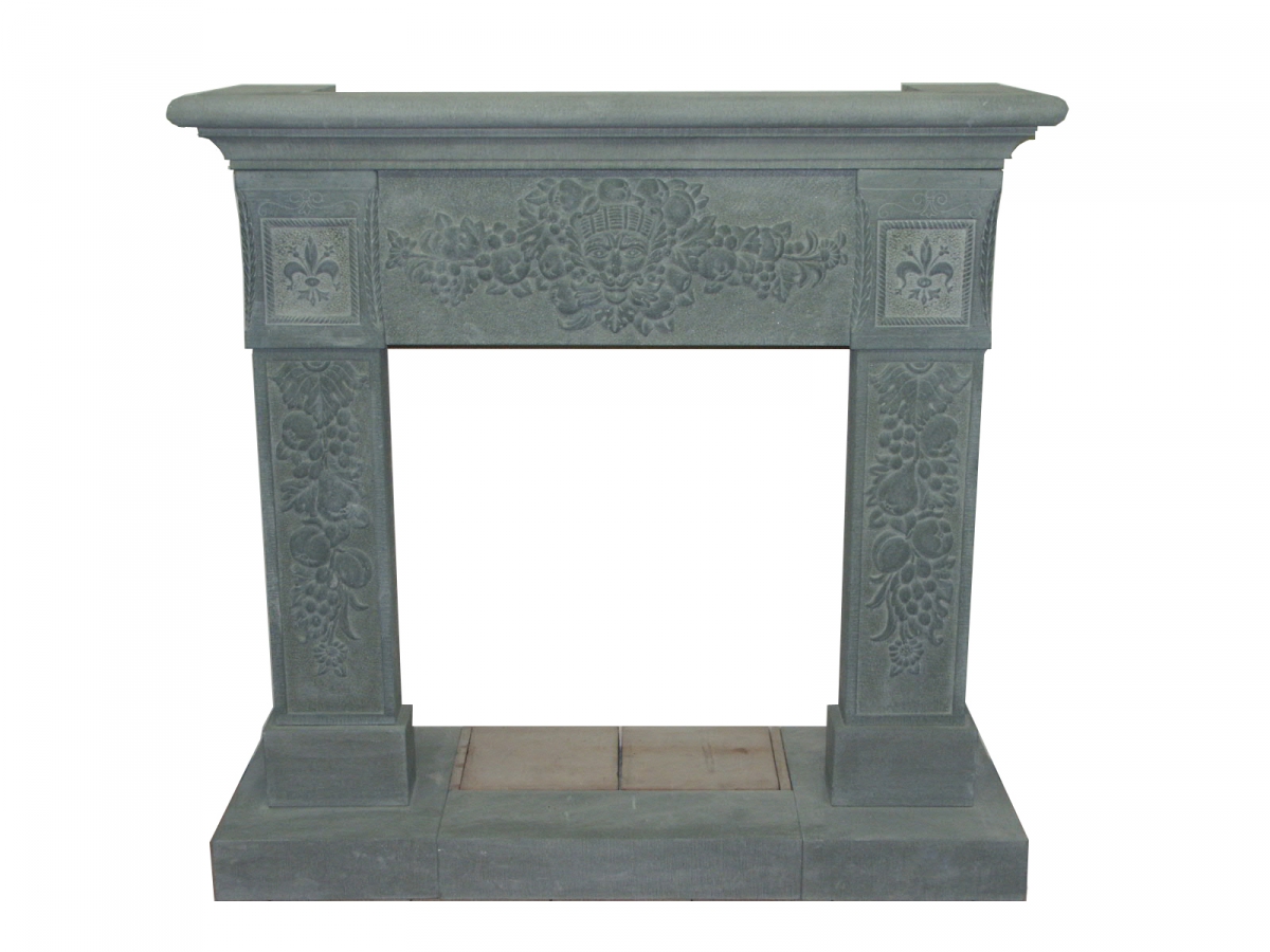 Fireplace decorated with Pietra Macigno of Greve 
