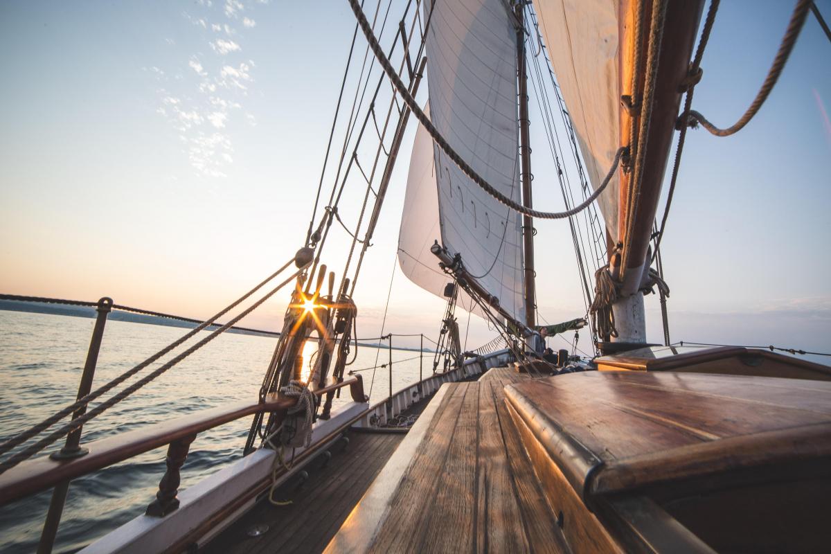 YACHTING AND SAILBOATS