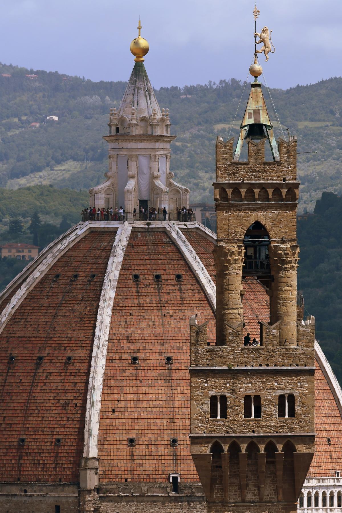 Domkuppel und Arnolfo Turm