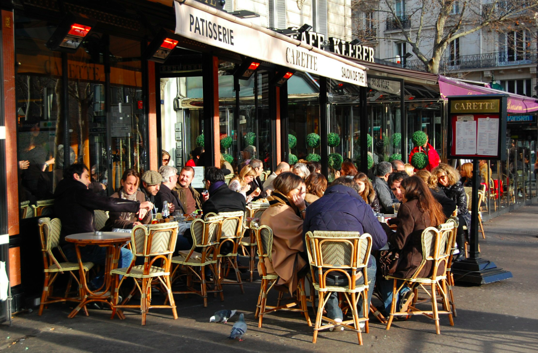 Aperitif in Paris
 at Place des Vosges