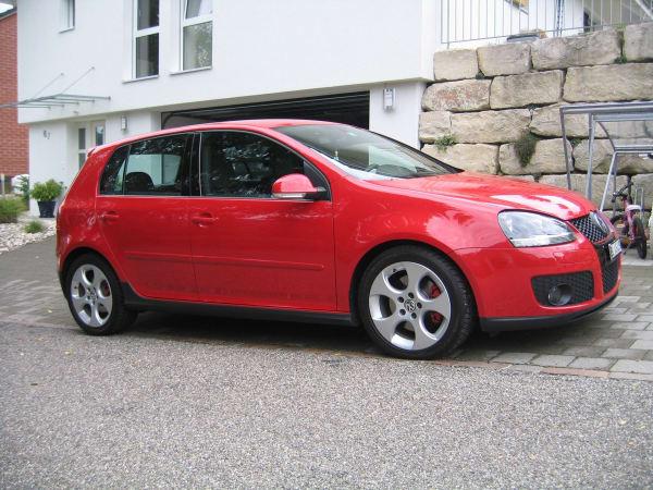 3.
VW Golf 2.0 TFSI GTI